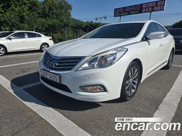 Hyundai Grandeur 2012 — photo 1