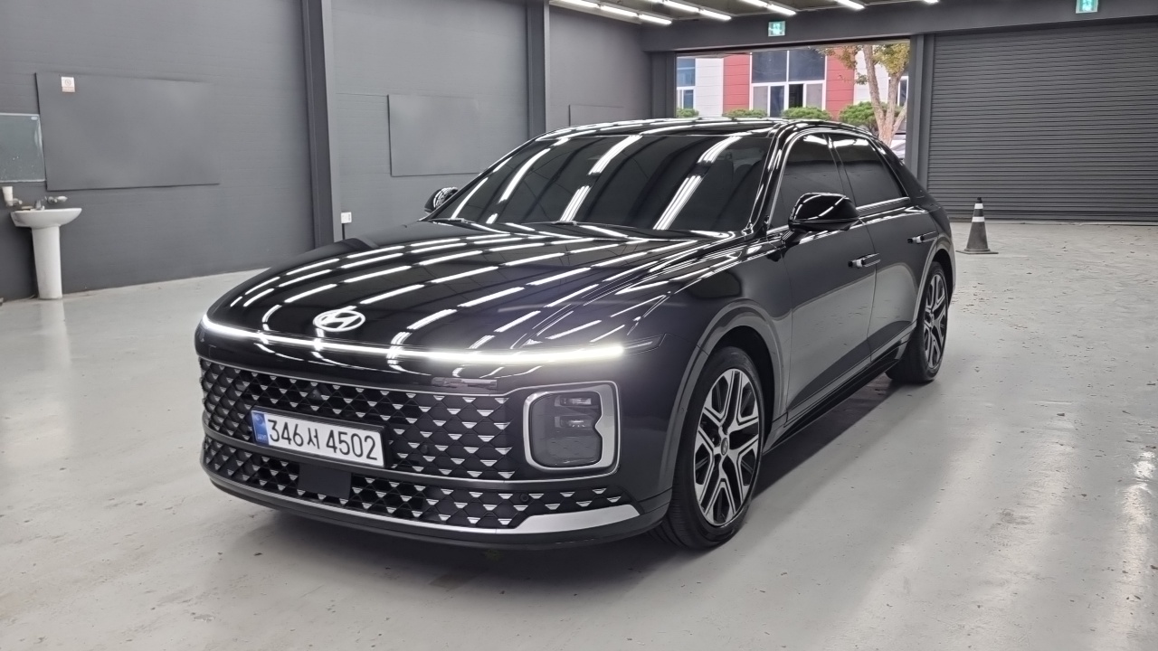 Hyundai Grandeur 2023 — photo 1