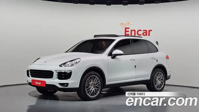 Porsche Cayenne 2016 — photo 1