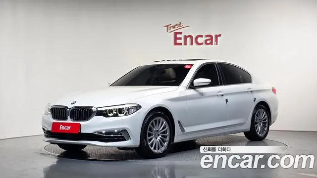 BMW 5-Series 2020 — photo 1