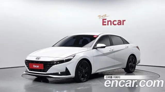 Hyundai AVANTE 2023 — photo 1