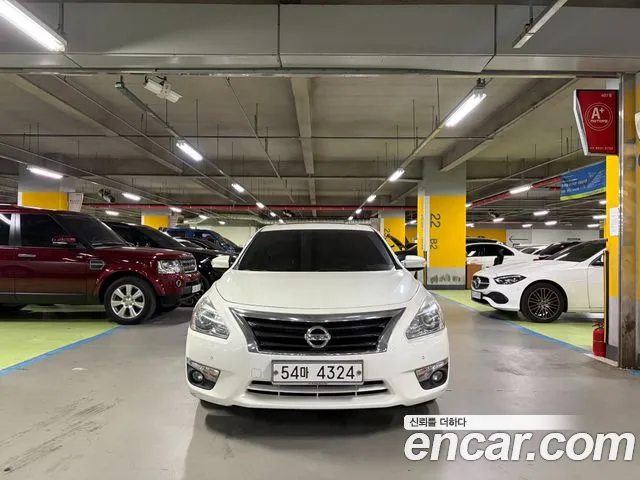 Nissan Altima 2015 — photo 1