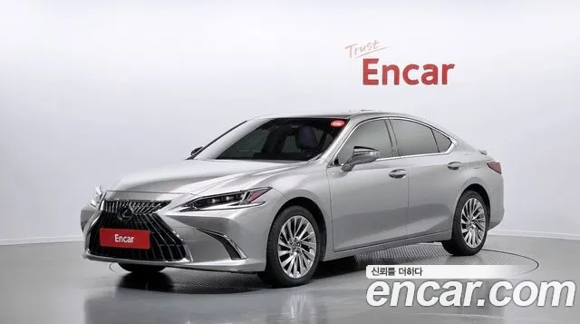 Lexus ES 2025 — photo 1