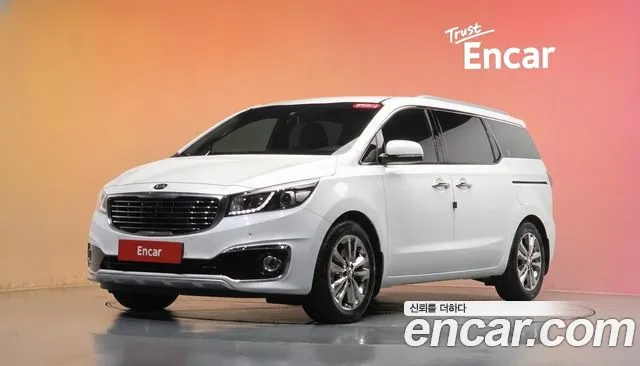 Kia Canival 2016 — photo 1