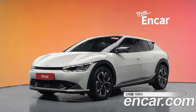 Kia EV6 2023 — photo 1