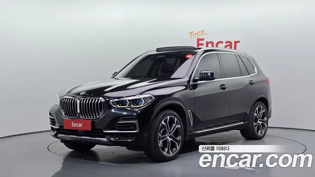 BMW X5 2022 — photo 1