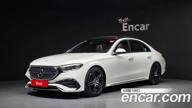 Mercedes-Benz E-Class 2026 — photo 1