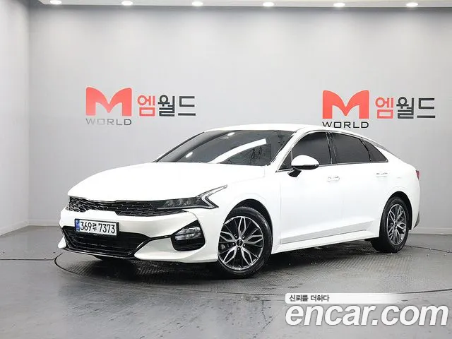 Kia K5 2023 — photo 1