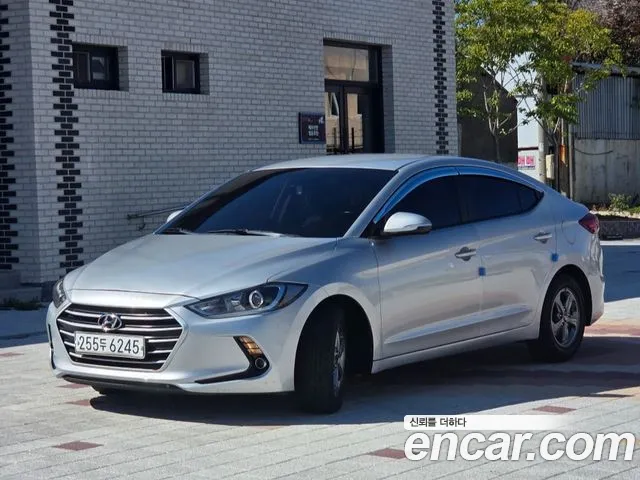Hyundai AVANTE 2016 — photo 1
