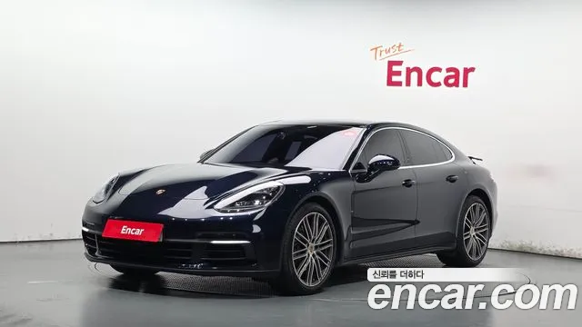 Porsche Panamera 2018 — photo 1