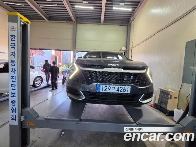 Kia Sportage 2022 — photo 1