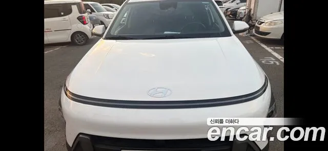 Hyundai Kona 2023 — photo 1
