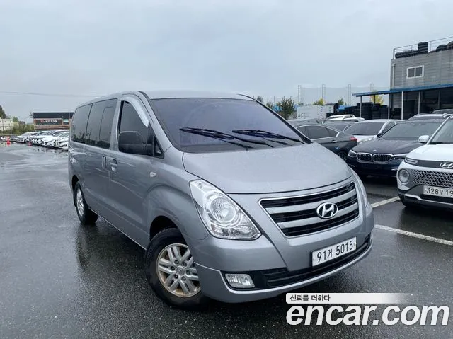 Hyundai Starex 2018 — photo 1