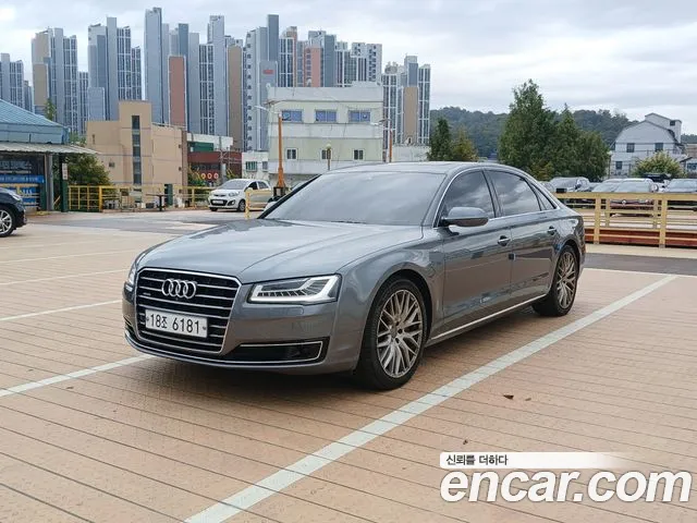 Audi A8 2015 — photo 1