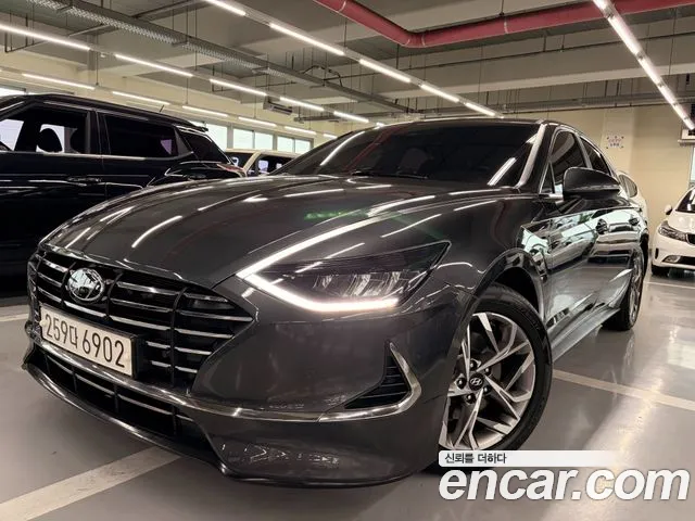Hyundai Sonata 2021 — photo 1