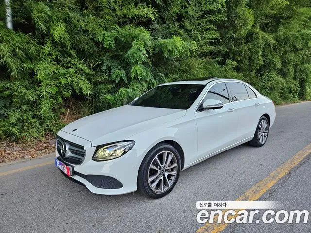Mercedes-Benz E-Class 2019 — photo 1