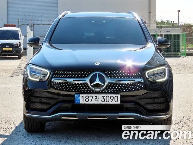 Mercedes-Benz GLC-Class 2022 — photo 1