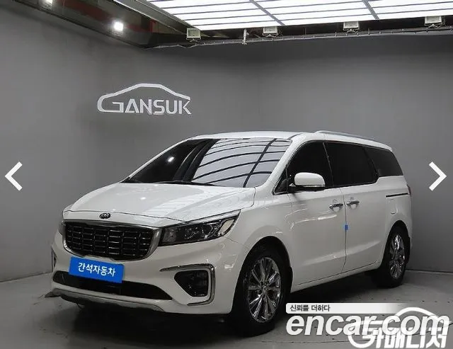 Kia Canival 2019 — photo 1