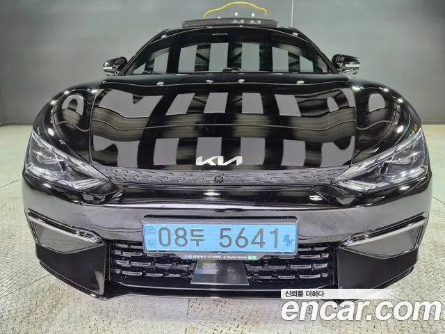 Kia EV6 2024 — photo 1