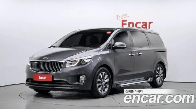 Kia Canival 2016 — photo 1