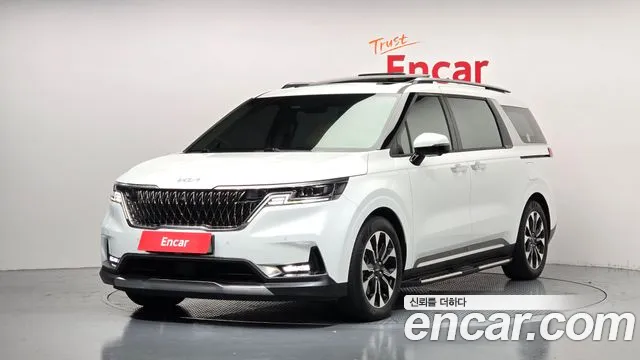 Kia Canival 2022 — photo 1