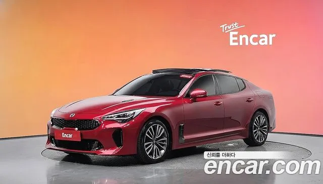 Kia Stinger 2018 — photo 1