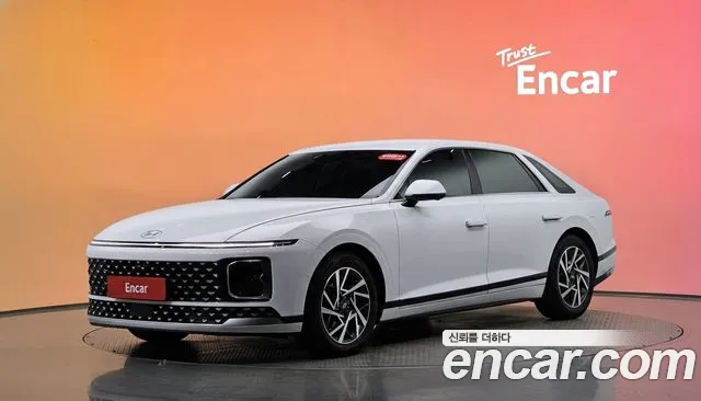Hyundai Grandeur 2023 — photo 1