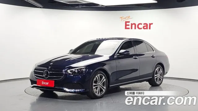 Mercedes-Benz E-Class 2021 — photo 1