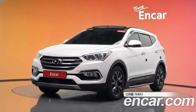 Hyundai Santafe 2016 — photo 1