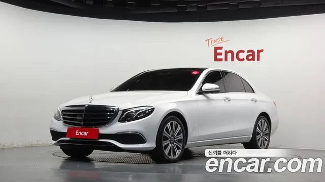 Mercedes-Benz E-Class 2019 — photo 1