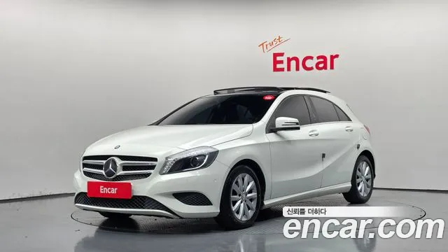 Mercedes-Benz A-Class 2015 — photo 1