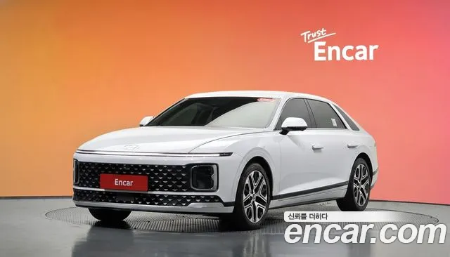 Hyundai Grandeur 2023 — photo 1