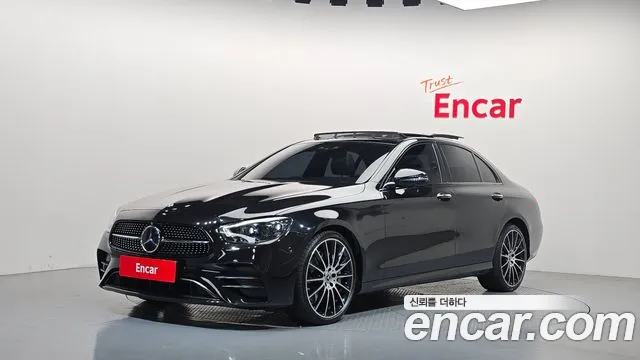 Mercedes-Benz E-Class 2023 — photo 1