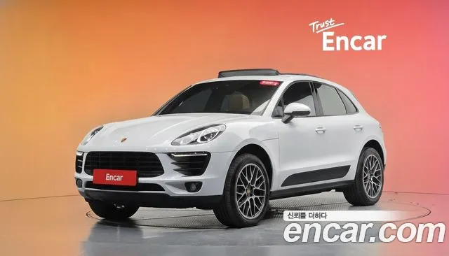 Porsche Macan 2017 — photo 1