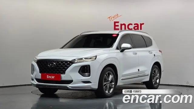 Hyundai Santafe 2019 — photo 1