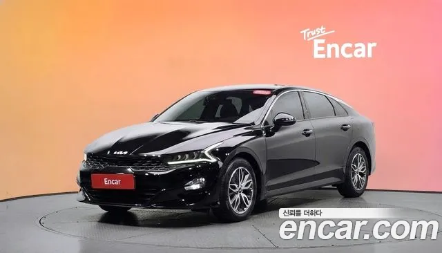 Kia K5 2023 — photo 1
