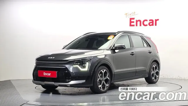 Kia Niro 2023 — photo 1