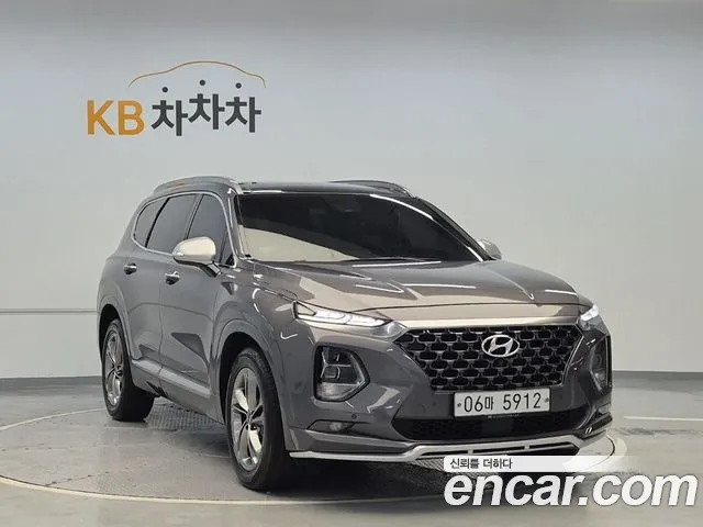 Hyundai Santafe 2019 — photo 1