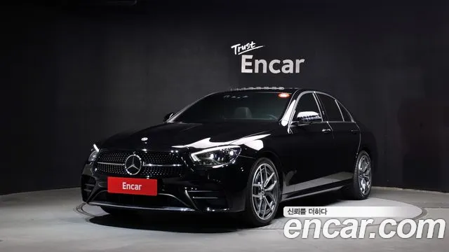 Mercedes-Benz E-Class 2022 — photo 1