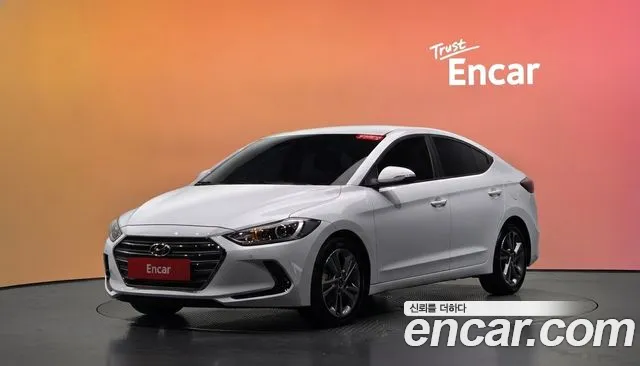 Hyundai AVANTE 2018 — photo 1