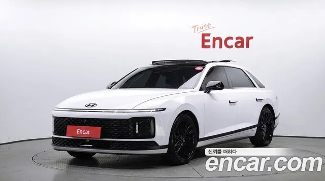 Hyundai Grandeur 2023 — photo 1