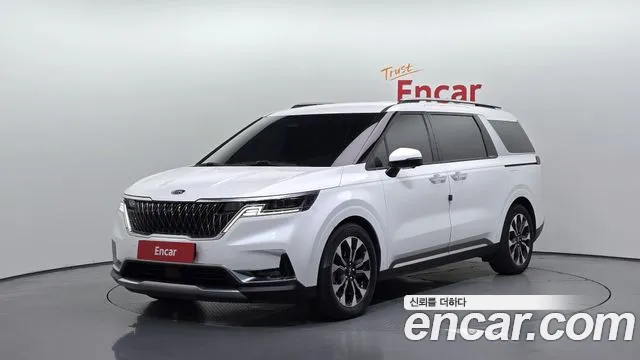 Kia Canival 2021 — photo 1