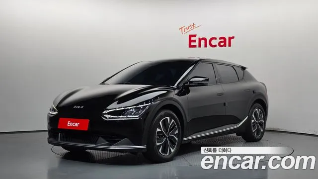 Kia EV6 2023 — photo 1