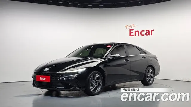 Hyundai AVANTE 2024 — photo 1