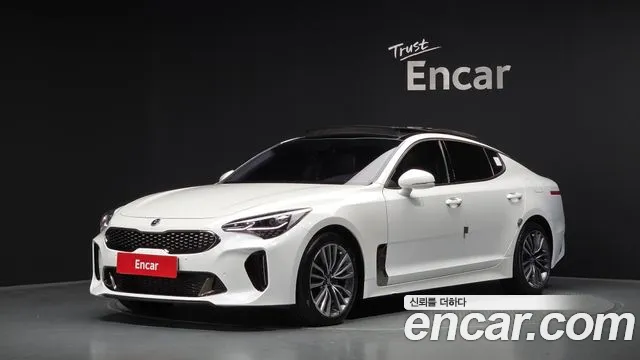 Kia Stinger 2018 — photo 1