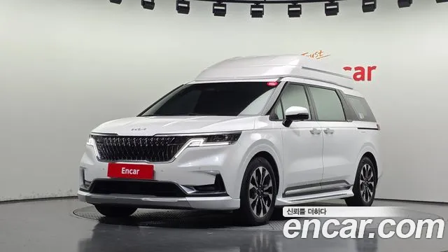Kia Canival 2021 — photo 1