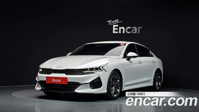 Kia K5 2023 — photo 1