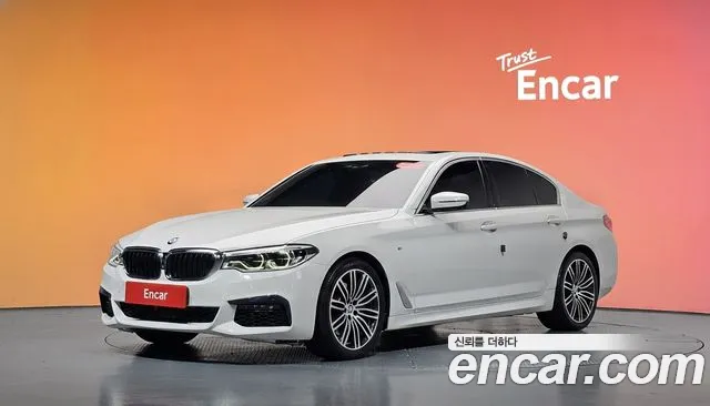 BMW 5-Series 2020 — photo 1