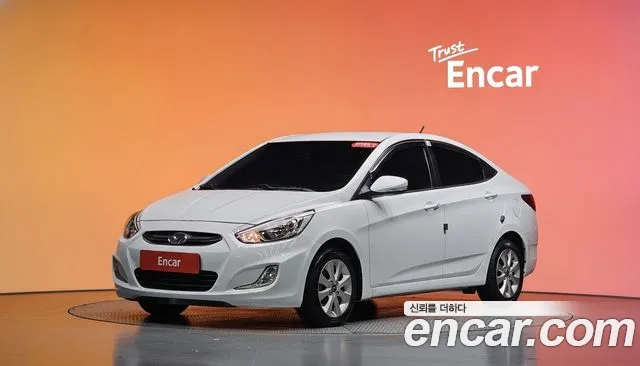 Hyundai Accent 2017 — photo 1