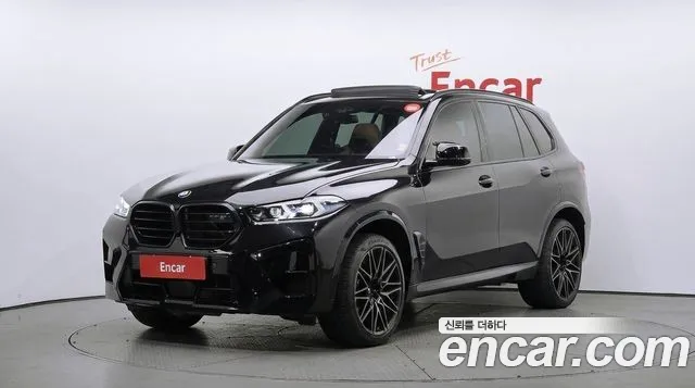 BMW X5M 2026 — photo 1